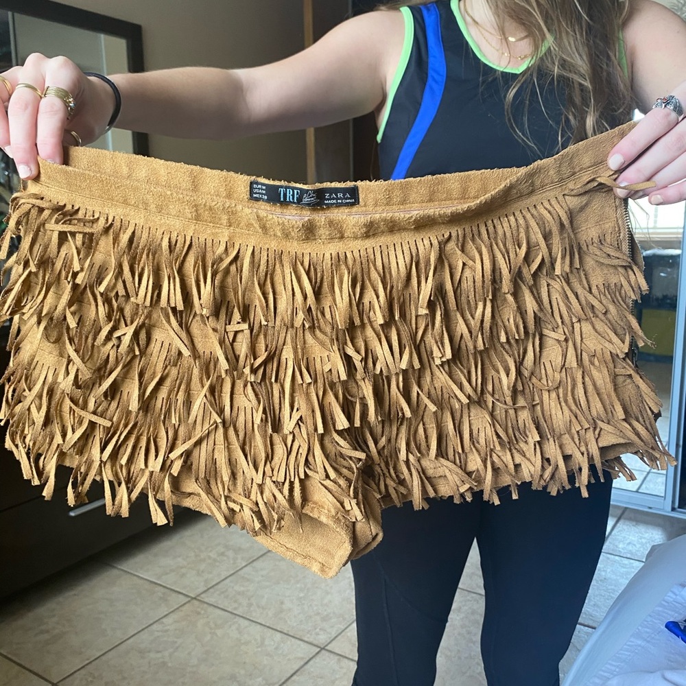 Zara brown fringe shorts